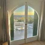 First Line With Ocean Views Apartmán
