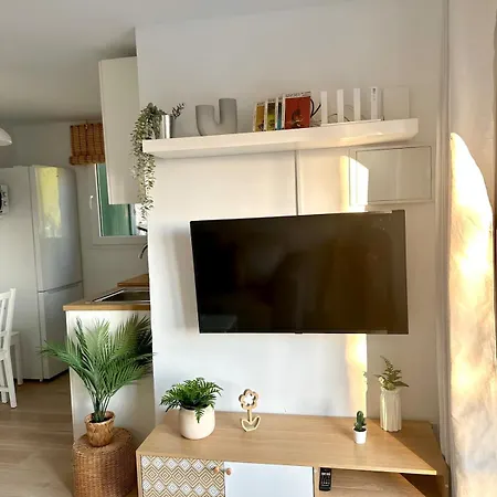 First Line With Ocean Views * קאלה אן פורקאט